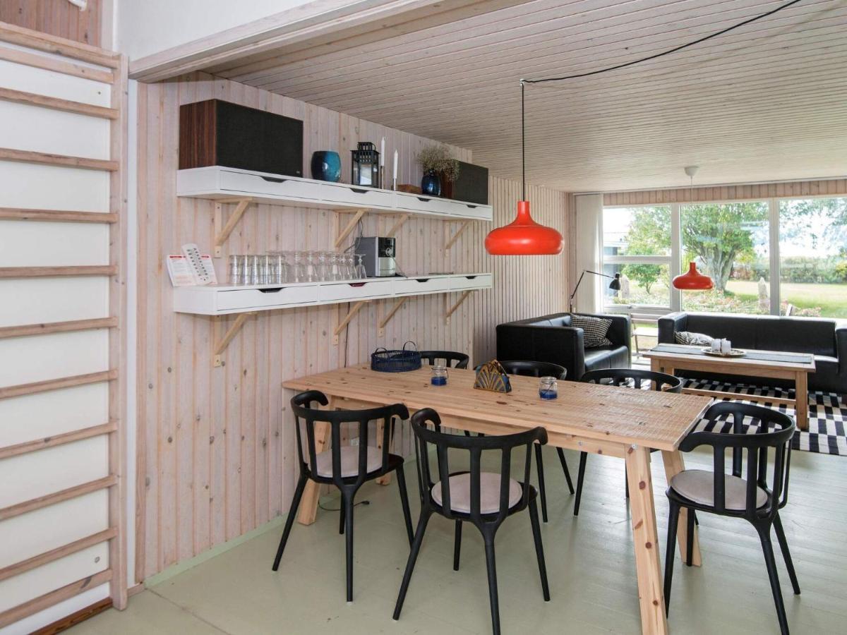 8 Person Holiday Home In Эбельтофт Экстерьер фото