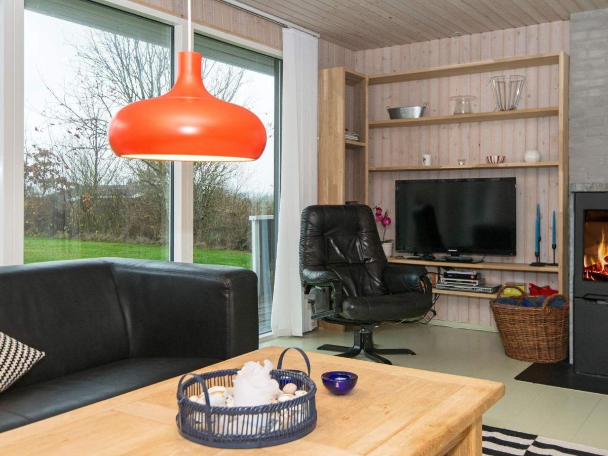 8 Person Holiday Home In Эбельтофт Экстерьер фото